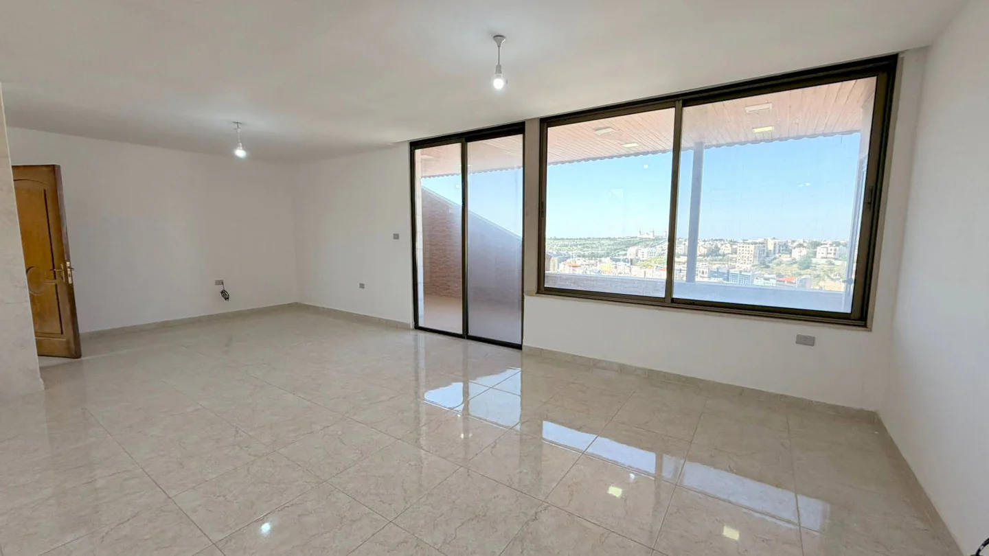 Khalda Duplex Apartment with Roof, 5 Bedrooms, 420 sqm, For Sale - 255,000 JOD 2
